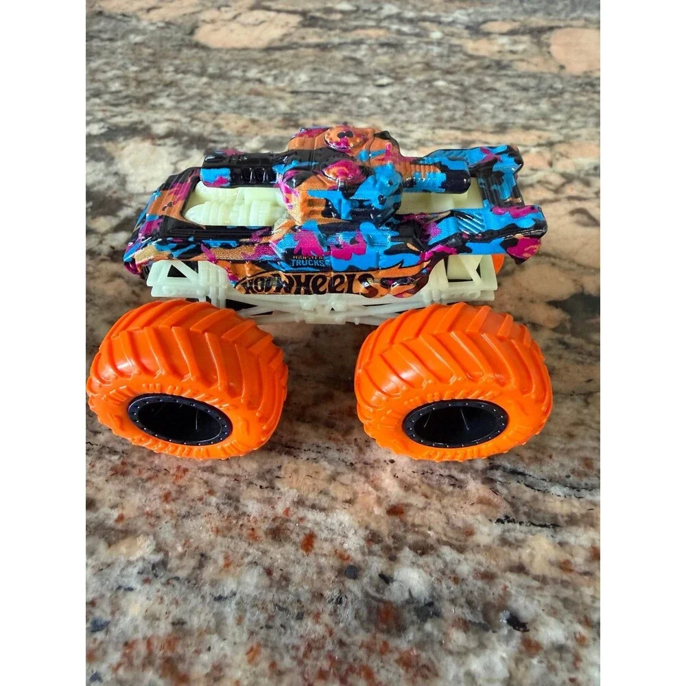Monster Truck Invader Tank cool color